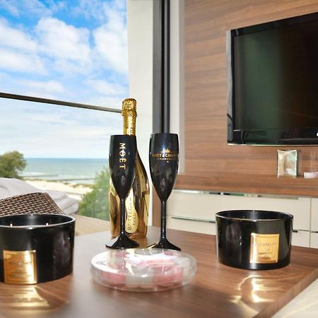 Marine Hotel apartament prywatny studio widok na morze basen sauna jacuzzi Kołobrzeg Exterior foto