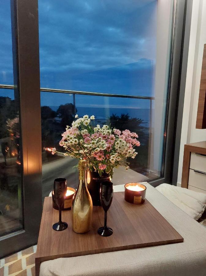 Marine Hotel apartament prywatny studio widok na morze basen sauna jacuzzi Kołobrzeg Exterior foto