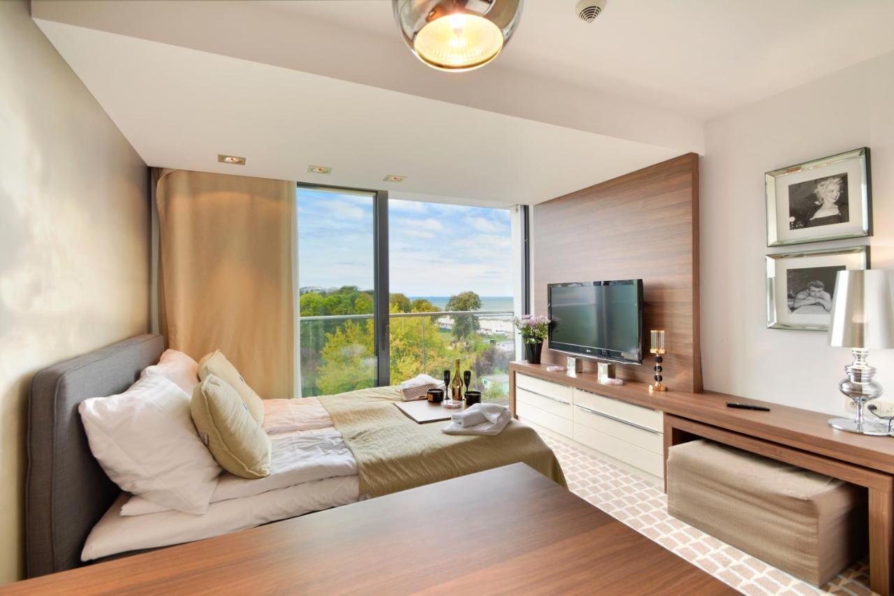Marine Hotel apartament prywatny studio widok na morze basen sauna jacuzzi Kołobrzeg Exterior foto